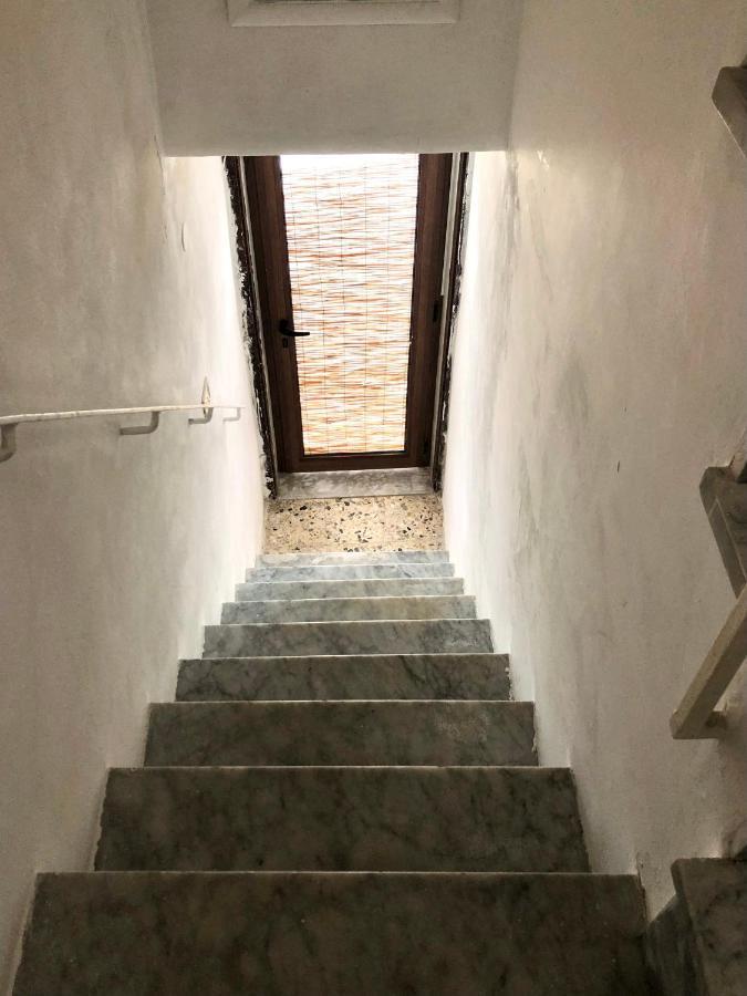 Tiny House Monopoli Apartment Bagian luar foto