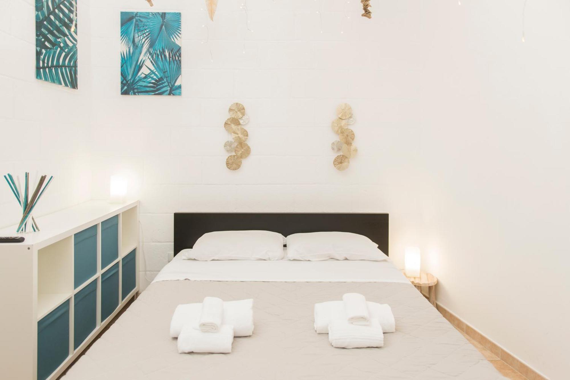 Tiny House Monopoli Apartment Bagian luar foto