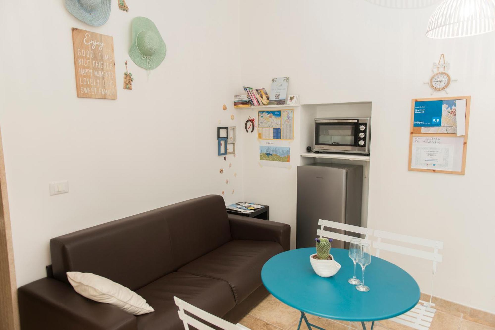 Tiny House Monopoli Apartment Bagian luar foto