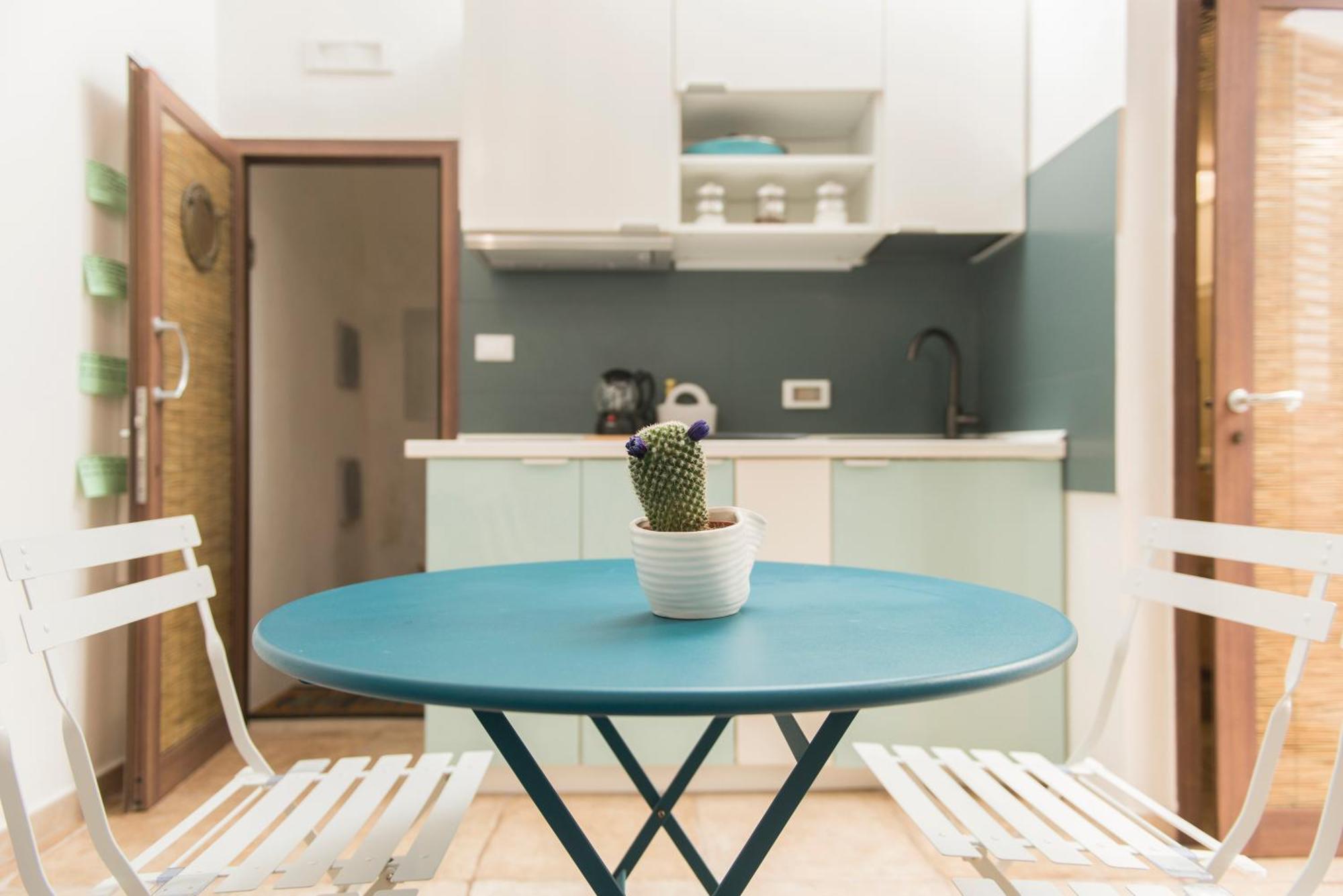 Tiny House Monopoli Apartment Bagian luar foto